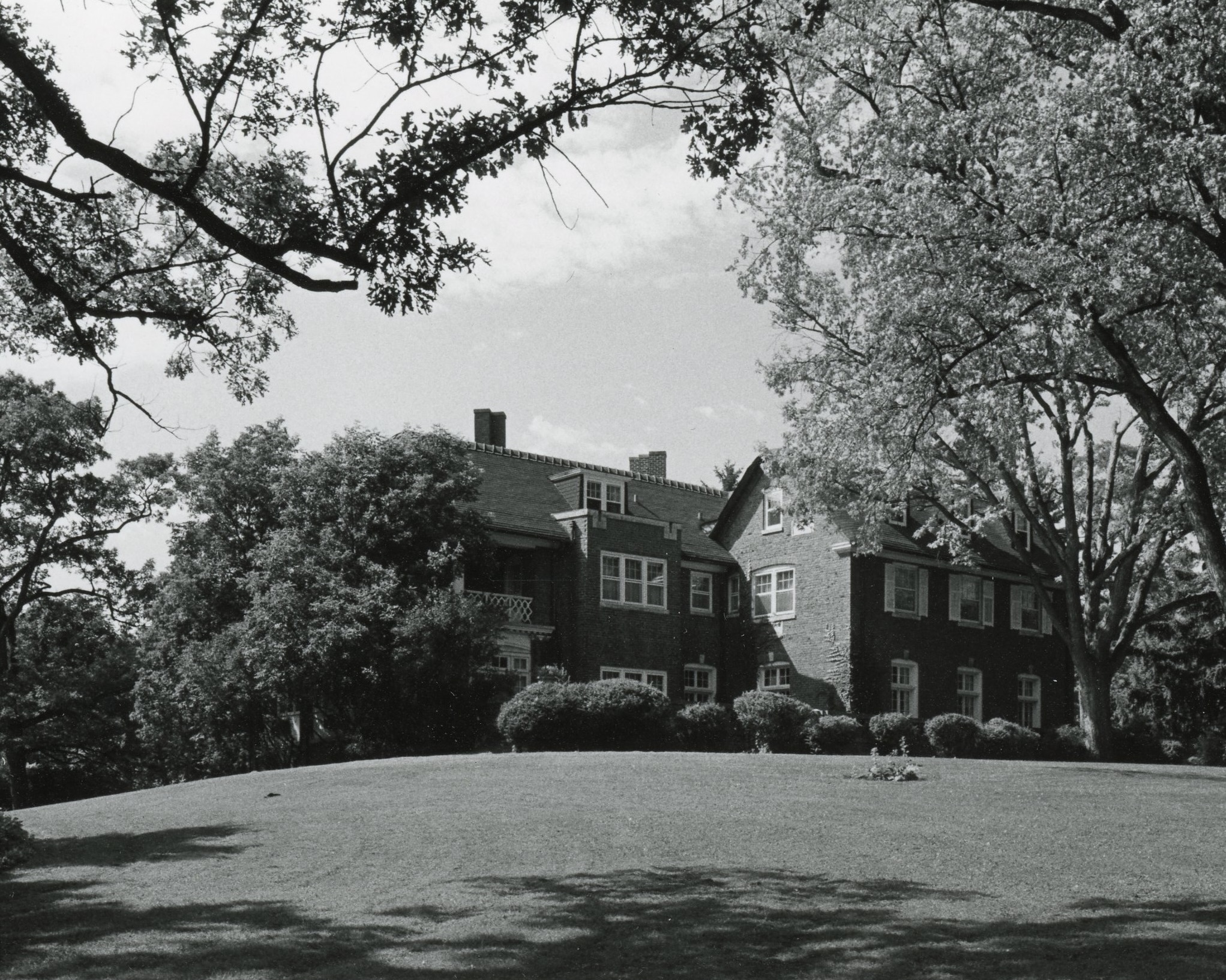 Glen Rowan House