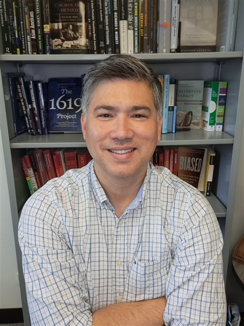 Dr. Michael Kraus