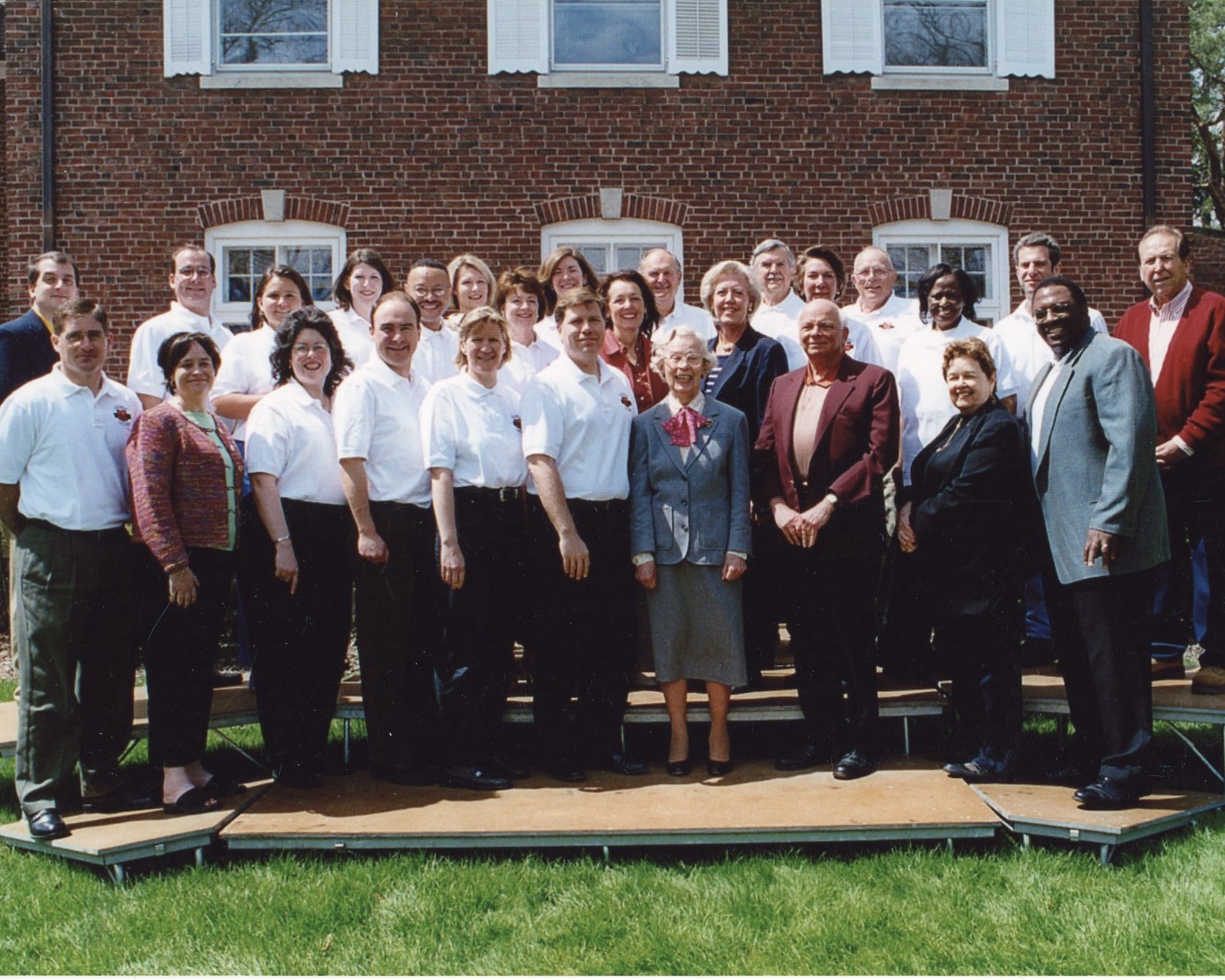 Alumni board 2001