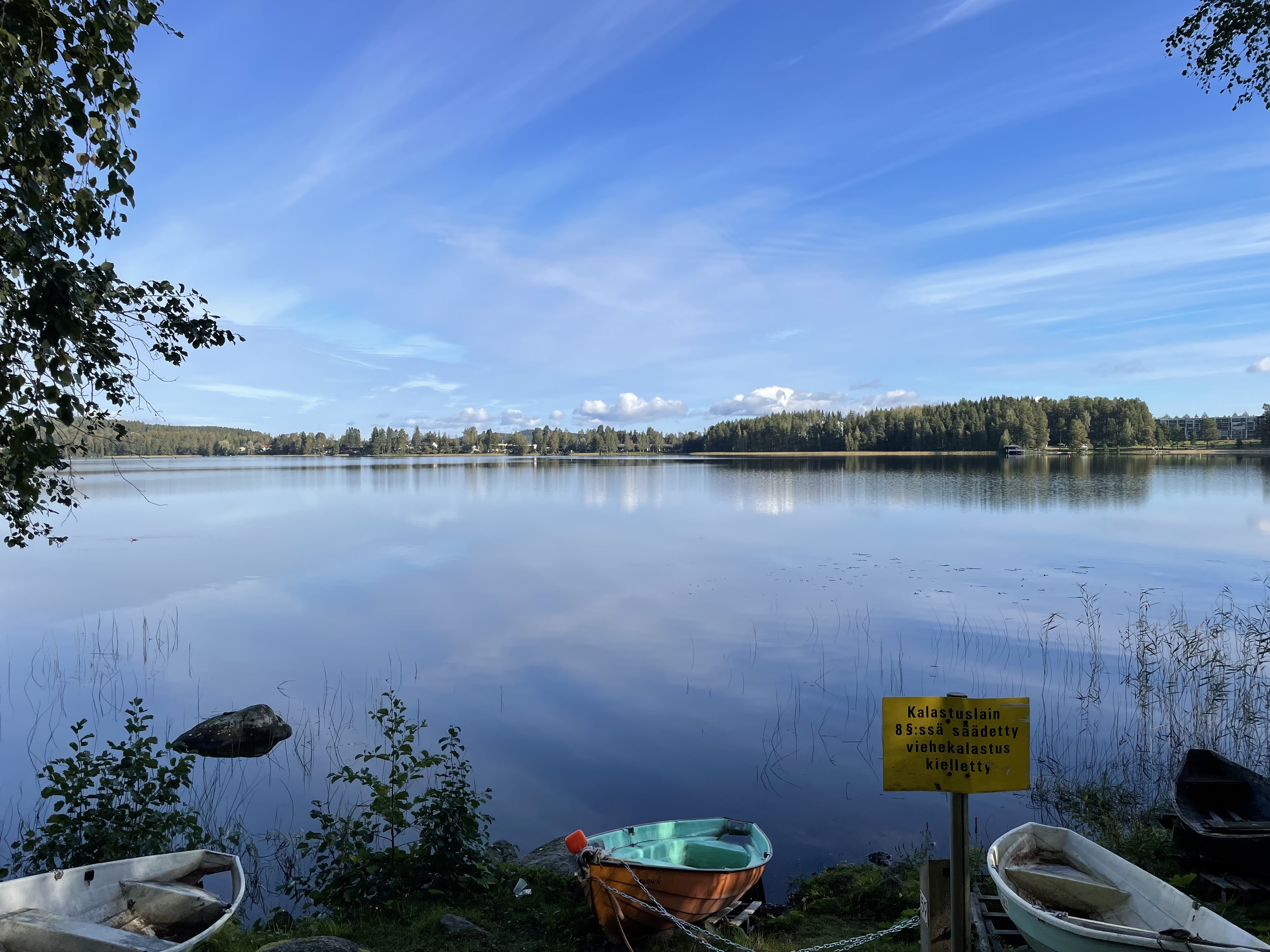 Exploring Lake Tuomiojärvi