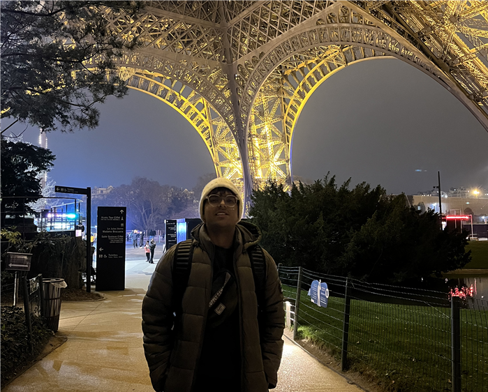 Merav in front of Eiffel Tower