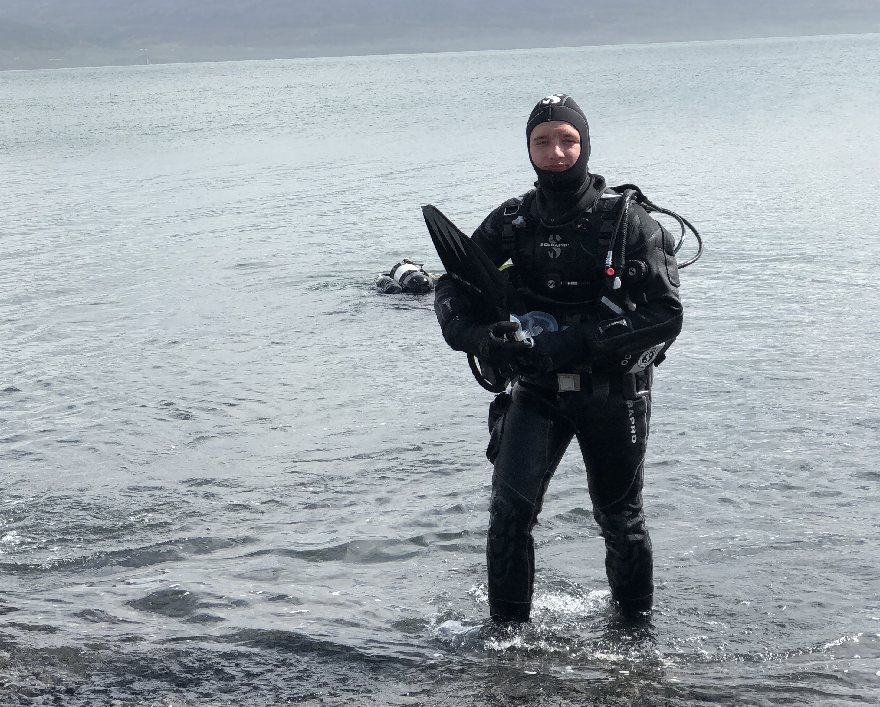 Tamino Kohne in scuba gear